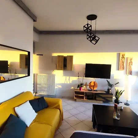 Blue Horizon Studio Apartment
